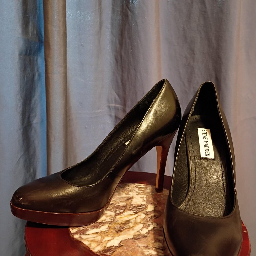Steve Madden Risque Brown Leather Women's Platform Heels Size 7M 4" Heel